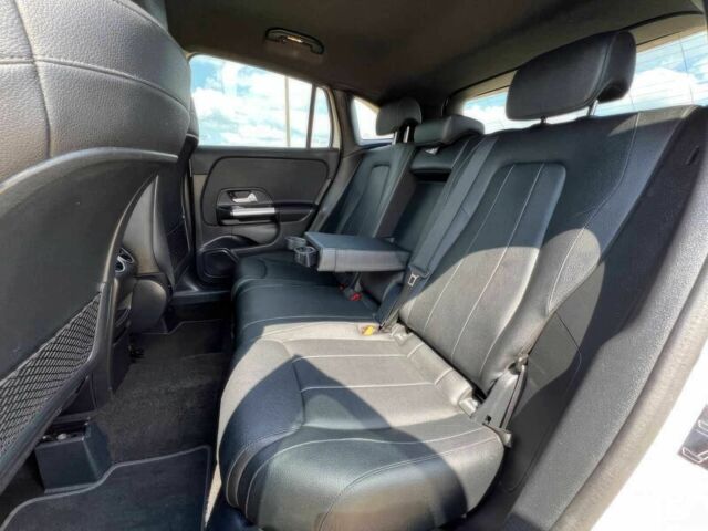 Білий Мерседес ГЛА-Клас, об'ємом двигуна 2 л та пробігом 21 тис. км за 14000 $, фото 11 на Automoto.ua