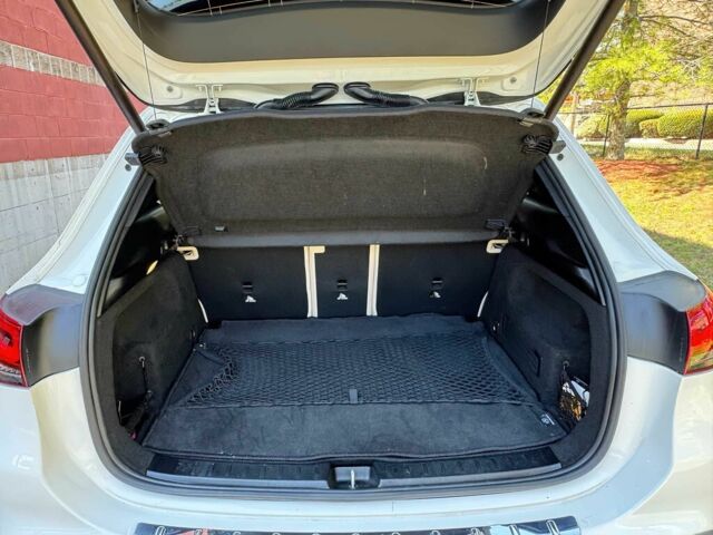 Білий Мерседес ГЛА-Клас, об'ємом двигуна 2 л та пробігом 19 тис. км за 14000 $, фото 12 на Automoto.ua