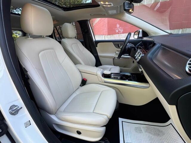 Білий Мерседес ГЛА-Клас, об'ємом двигуна 2 л та пробігом 19 тис. км за 14000 $, фото 8 на Automoto.ua