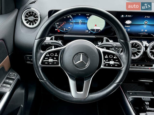 Белый Мерседес ГЛА-Класс, объемом двигателя 2 л и пробегом 36 тыс. км за 43000 $, фото 50 на Automoto.ua