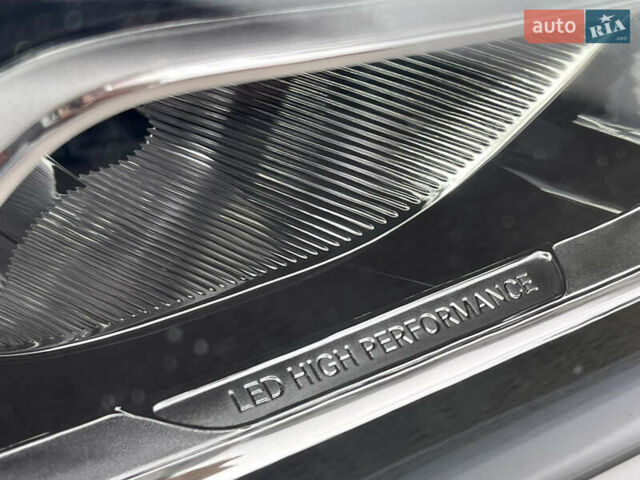 Белый Мерседес ГЛА-Класс, объемом двигателя 2 л и пробегом 36 тыс. км за 43000 $, фото 10 на Automoto.ua