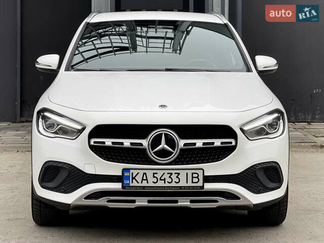 Белый Мерседес ГЛА-Класс, объемом двигателя 2 л и пробегом 36 тыс. км за 43000 $, фото 21 на Automoto.ua