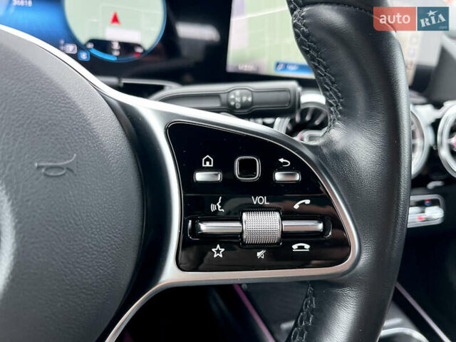 Белый Мерседес ГЛА-Класс, объемом двигателя 2 л и пробегом 36 тыс. км за 43000 $, фото 47 на Automoto.ua