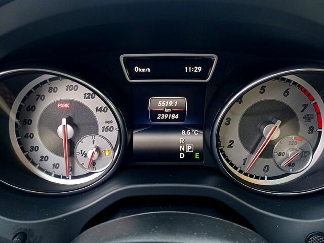 Бежевый Мерседес ГЛА-Класс, объемом двигателя 2 л и пробегом 240 тыс. км за 14200 $, фото 8 на Automoto.ua