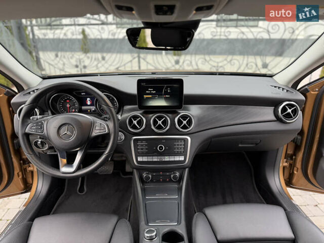 Бежевий Мерседес ГЛА-Клас, об'ємом двигуна 2 л та пробігом 66 тис. км за 25700 $, фото 84 на Automoto.ua