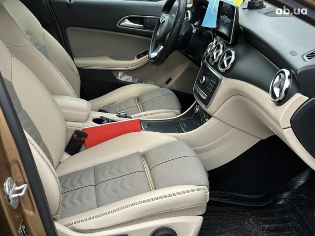 Бежевий Мерседес ГЛА-Клас, об'ємом двигуна 1.6 л та пробігом 80 тис. км за 23440 $, фото 19 на Automoto.ua