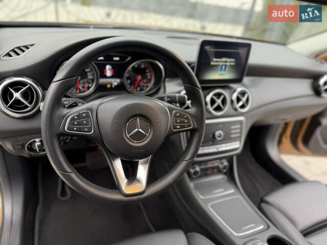 Бежевий Мерседес ГЛА-Клас, об'ємом двигуна 2 л та пробігом 66 тис. км за 25700 $, фото 111 на Automoto.ua