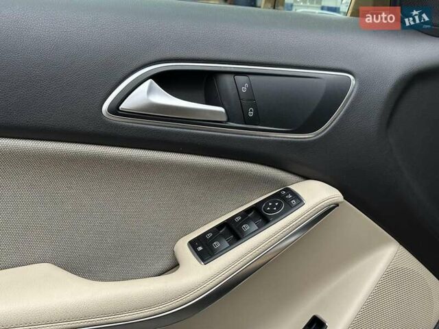 Бежевий Мерседес ГЛА-Клас, об'ємом двигуна 1.6 л та пробігом 80 тис. км за 23440 $, фото 8 на Automoto.ua