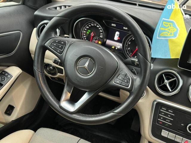 Бежевий Мерседес ГЛА-Клас, об'ємом двигуна 1.6 л та пробігом 80 тис. км за 23440 $, фото 18 на Automoto.ua