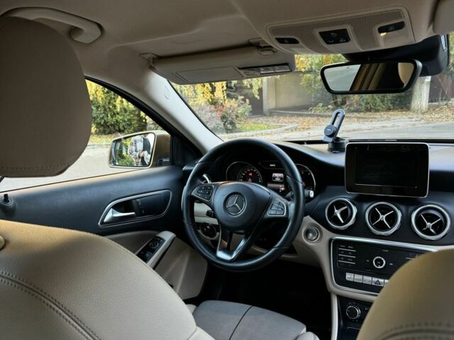 Бежевый Мерседес ГЛА-Класс, объемом двигателя 1.6 л и пробегом 79 тыс. км за 25000 $, фото 8 на Automoto.ua