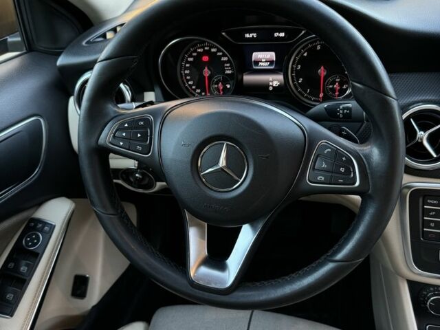 Бежевый Мерседес ГЛА-Класс, объемом двигателя 1.6 л и пробегом 79 тыс. км за 25000 $, фото 10 на Automoto.ua