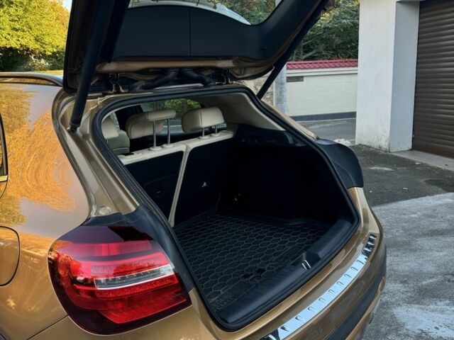 Бежевый Мерседес ГЛА-Класс, объемом двигателя 1.6 л и пробегом 79 тыс. км за 25000 $, фото 17 на Automoto.ua