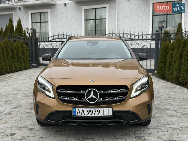 Бежевий Мерседес ГЛА-Клас, об'ємом двигуна 2 л та пробігом 66 тис. км за 25700 $, фото 79 на Automoto.ua