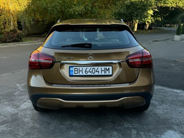 Бежевый Мерседес ГЛА-Класс, объемом двигателя 1.6 л и пробегом 79 тыс. км за 25000 $, фото 4 на Automoto.ua