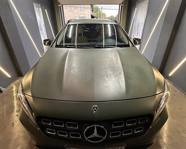 Мерседес ГЛА-Класс 2017 в Киеве на Automoto.ua Бежевый Мерседес ГЛА-Класс, объемом двигателя 1.99 л и пробегом 50 тыс. км за 24000 $, фото 11 на Automoto.ua