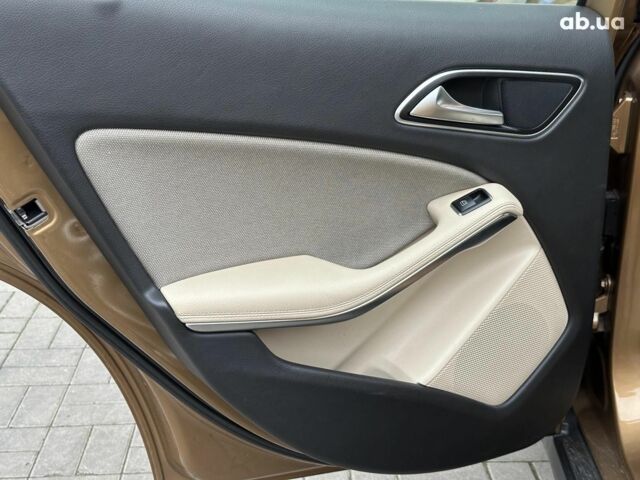 Бежевий Мерседес ГЛА-Клас, об'ємом двигуна 1.6 л та пробігом 80 тис. км за 23440 $, фото 13 на Automoto.ua