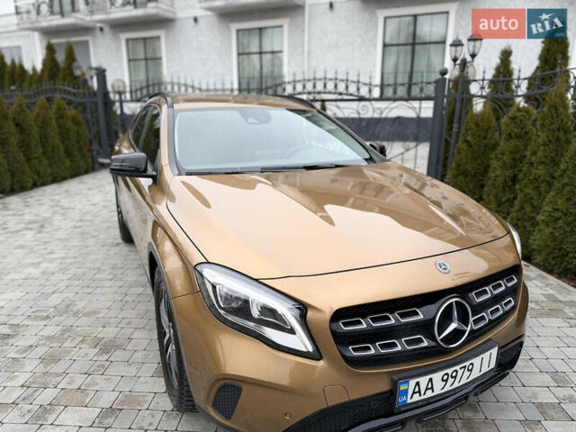 Бежевий Мерседес ГЛА-Клас, об'ємом двигуна 2 л та пробігом 66 тис. км за 25700 $, фото 60 на Automoto.ua