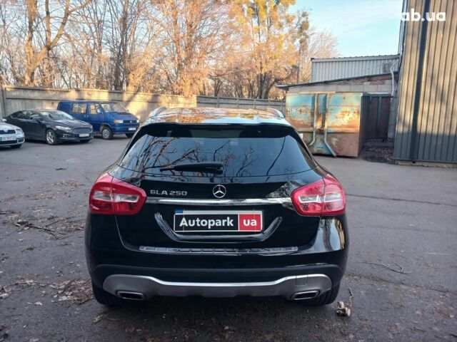 Черный Мерседес ГЛА-Класс, объемом двигателя 2 л и пробегом 69 тыс. км за 21590 $, фото 5 на Automoto.ua