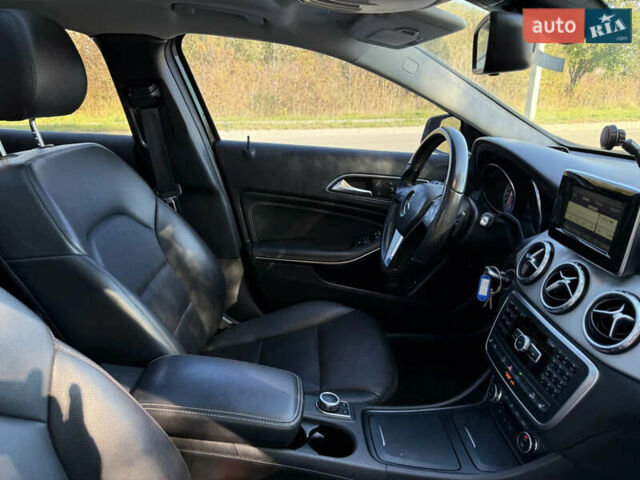 Черный Мерседес ГЛА-Класс, объемом двигателя 1.99 л и пробегом 89 тыс. км за 16000 $, фото 10 на Automoto.ua