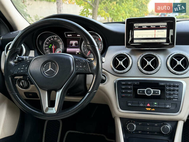 Черный Мерседес ГЛА-Класс, объемом двигателя 1.99 л и пробегом 119 тыс. км за 16900 $, фото 90 на Automoto.ua