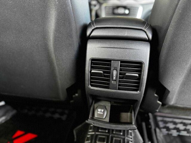 Чорний Мерседес ГЛА-Клас, об'ємом двигуна 2.14 л та пробігом 251 тис. км за 16999 $, фото 21 на Automoto.ua