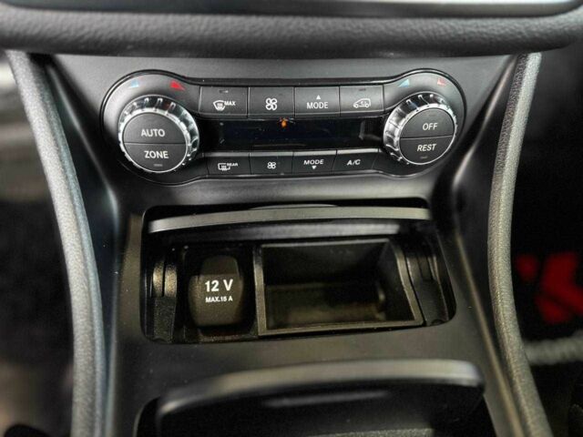 Чорний Мерседес ГЛА-Клас, об'ємом двигуна 2.14 л та пробігом 251 тис. км за 16999 $, фото 10 на Automoto.ua