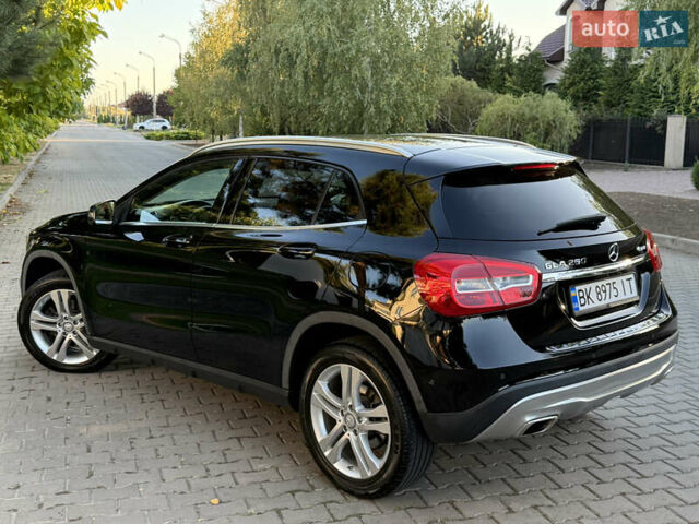 Черный Мерседес ГЛА-Класс, объемом двигателя 1.99 л и пробегом 119 тыс. км за 16900 $, фото 3 на Automoto.ua