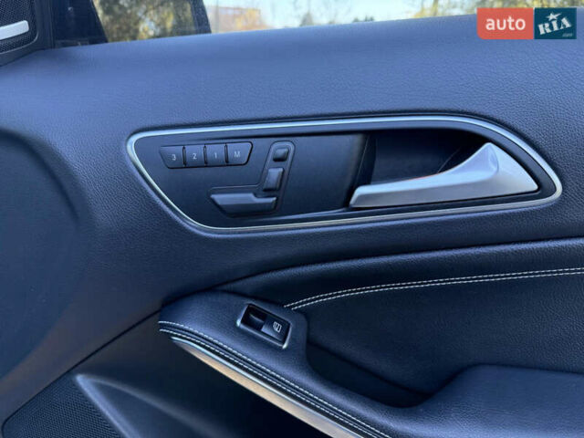 Черный Мерседес ГЛА-Класс, объемом двигателя 1.99 л и пробегом 89 тыс. км за 16000 $, фото 9 на Automoto.ua