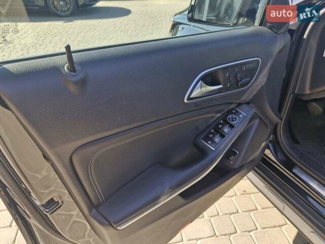 Черный Мерседес ГЛА-Класс, объемом двигателя 1.99 л и пробегом 135 тыс. км за 15999 $, фото 14 на Automoto.ua