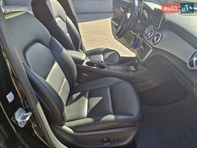 Черный Мерседес ГЛА-Класс, объемом двигателя 1.99 л и пробегом 135 тыс. км за 15999 $, фото 33 на Automoto.ua