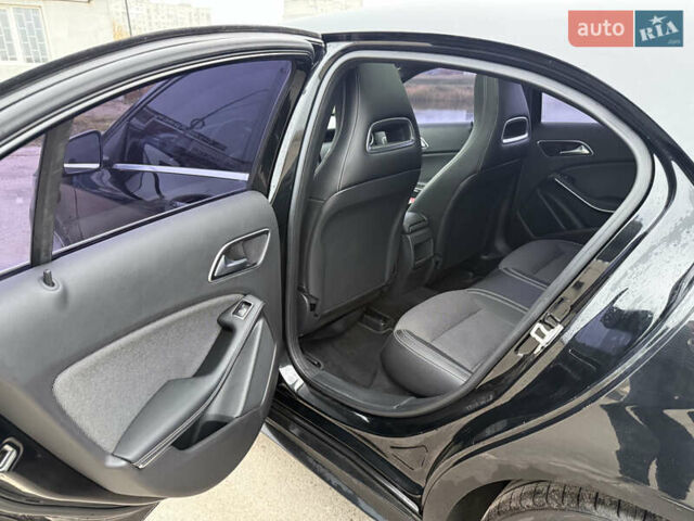 Чорний Мерседес ГЛА-Клас, об'ємом двигуна 1.6 л та пробігом 110 тис. км за 20000 $, фото 15 на Automoto.ua