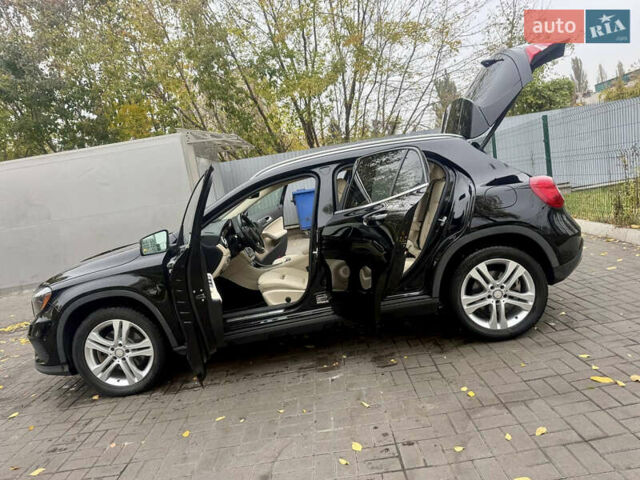 Мерседес ГЛА-Класс 2015 в Киеве на Automoto.ua Черный Мерседес ГЛА-Класс, объемом двигателя 1.99 л и пробегом 90 тыс. км за 13799 $, фото 33 на Automoto.ua