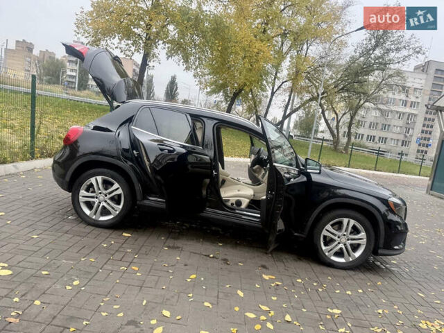 Мерседес ГЛА-Класс 2015 в Киеве на Automoto.ua Черный Мерседес ГЛА-Класс, объемом двигателя 1.99 л и пробегом 90 тыс. км за 13799 $, фото 21 на Automoto.ua