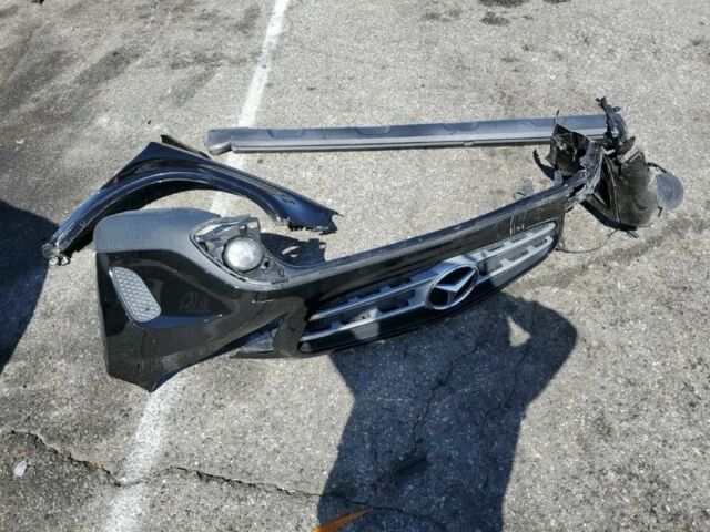 Чорний Мерседес ГЛА-Клас, об'ємом двигуна 2 л та пробігом 122 тис. км за 12000 $, фото 12 на Automoto.ua