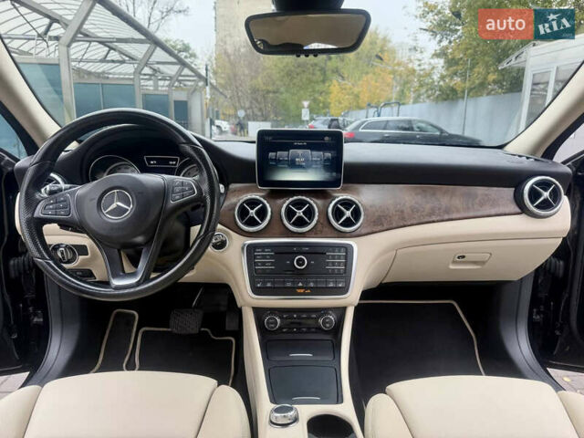 Мерседес ГЛА-Класс 2015 в Киеве на Automoto.ua Черный Мерседес ГЛА-Класс, объемом двигателя 1.99 л и пробегом 90 тыс. км за 13799 $, фото 29 на Automoto.ua