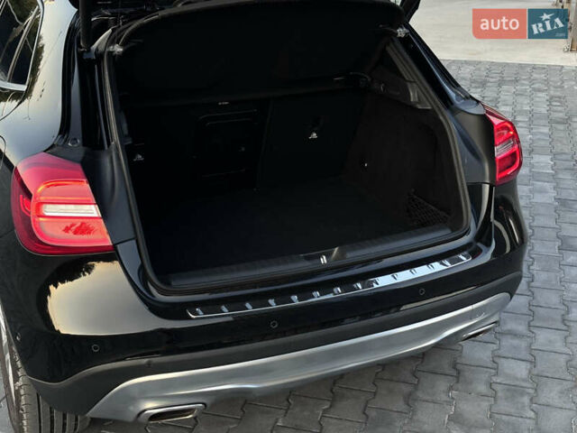 Черный Мерседес ГЛА-Класс, объемом двигателя 2 л и пробегом 150 тыс. км за 19000 $, фото 7 на Automoto.ua