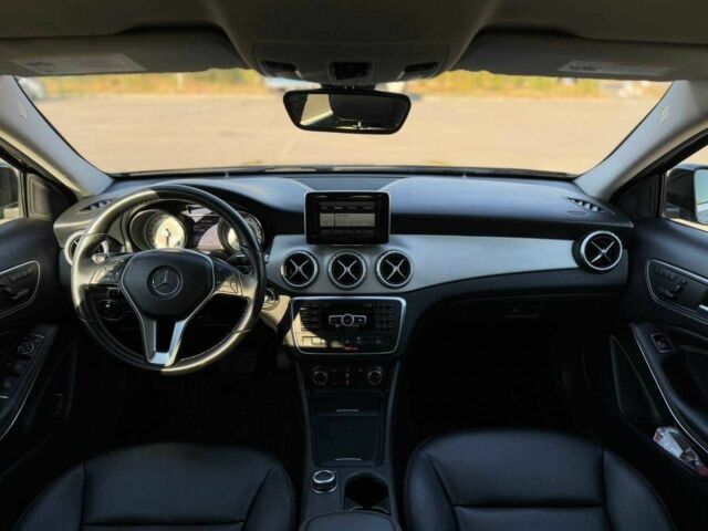 Черный Мерседес ГЛА-Класс, объемом двигателя 2 л и пробегом 148 тыс. км за 18599 $, фото 8 на Automoto.ua