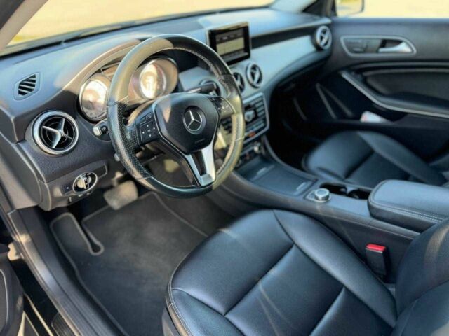 Черный Мерседес ГЛА-Класс, объемом двигателя 2 л и пробегом 148 тыс. км за 18599 $, фото 6 на Automoto.ua