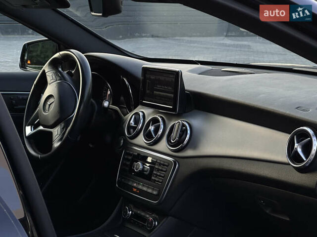 Черный Мерседес ГЛА-Класс, объемом двигателя 2 л и пробегом 150 тыс. км за 19000 $, фото 4 на Automoto.ua
