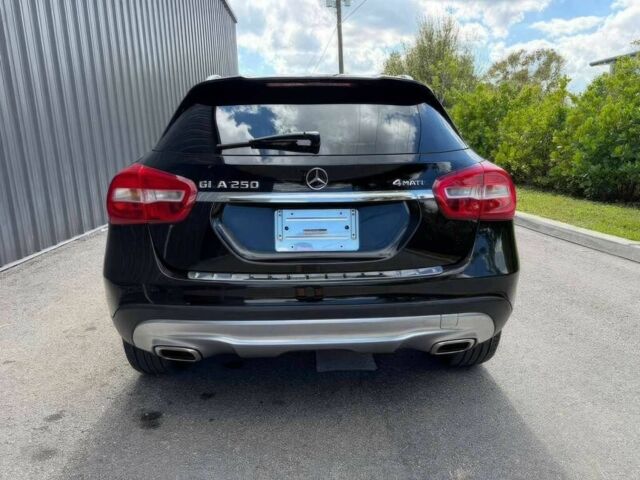 Черный Мерседес ГЛА-Класс, объемом двигателя 2 л и пробегом 72 тыс. км за 9400 $, фото 3 на Automoto.ua