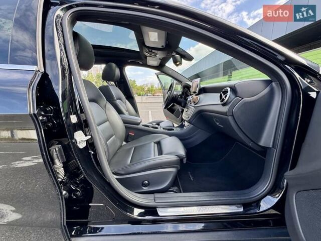 Чорний Мерседес ГЛА-Клас, об'ємом двигуна 1.99 л та пробігом 99 тис. км за 18900 $, фото 43 на Automoto.ua