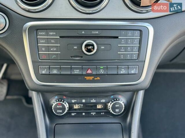 Черный Мерседес ГЛА-Класс, объемом двигателя 1.99 л и пробегом 99 тыс. км за 19900 $, фото 52 на Automoto.ua