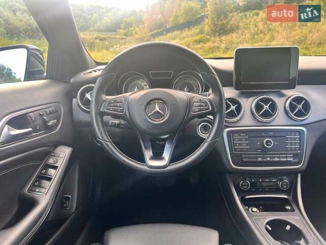 Мерседес ГЛА-Класс 2016 в Киеве на Automoto.ua Черный Мерседес ГЛА-Класс, объемом двигателя 1.99 л и пробегом 111 тыс. км за 17000 $, фото 14 на Automoto.ua