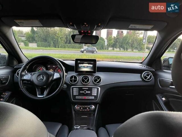Черный Мерседес ГЛА-Класс, объемом двигателя 1.99 л и пробегом 202 тыс. км за 17200 $, фото 13 на Automoto.ua