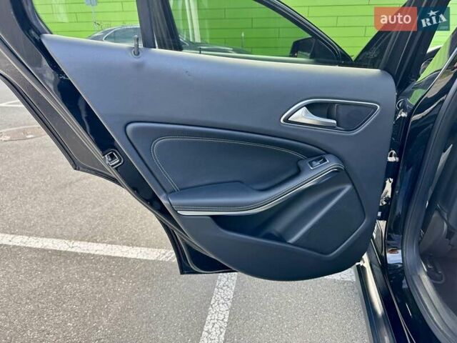 Черный Мерседес ГЛА-Класс, объемом двигателя 1.99 л и пробегом 99 тыс. км за 19900 $, фото 37 на Automoto.ua