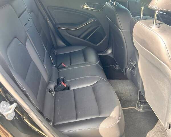 Мерседес ГЛА-Класс 2016 в Киеве на Automoto.ua Черный Мерседес ГЛА-Класс, объемом двигателя 1.99 л и пробегом 111 тыс. км за 17000 $, фото 20 на Automoto.ua