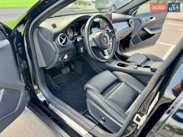 Черный Мерседес ГЛА-Класс, объемом двигателя 1.99 л и пробегом 99 тыс. км за 19900 $, фото 33 на Automoto.ua