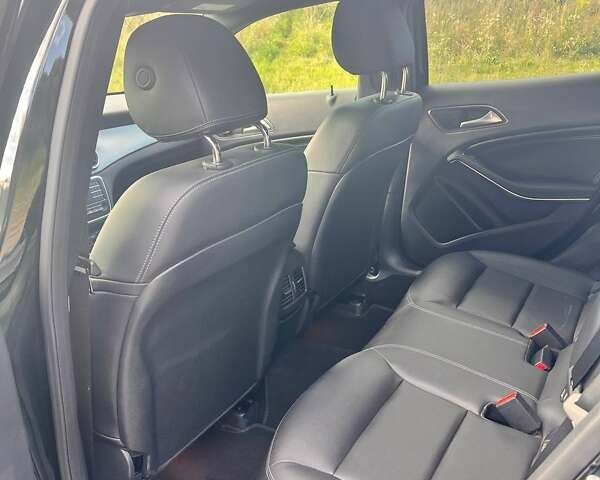 Мерседес ГЛА-Класс 2016 в Киеве на Automoto.ua Черный Мерседес ГЛА-Класс, объемом двигателя 1.99 л и пробегом 111 тыс. км за 17000 $, фото 12 на Automoto.ua