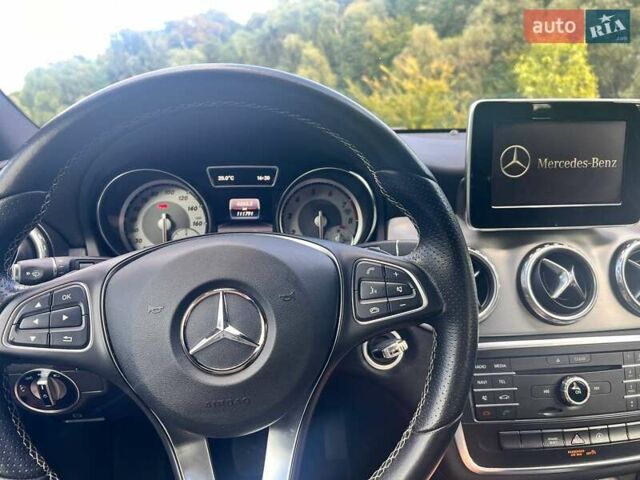 Мерседес ГЛА-Класс 2016 в Киеве на Automoto.ua Черный Мерседес ГЛА-Класс, объемом двигателя 1.99 л и пробегом 111 тыс. км за 17000 $, фото 25 на Automoto.ua