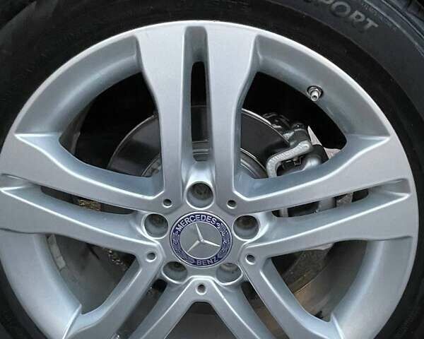 Черный Мерседес ГЛА-Класс, объемом двигателя 1.99 л и пробегом 202 тыс. км за 17200 $, фото 25 на Automoto.ua